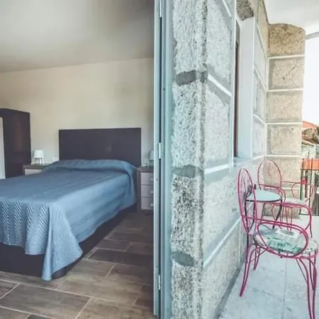 A Casa De Reza 1 * Ourense